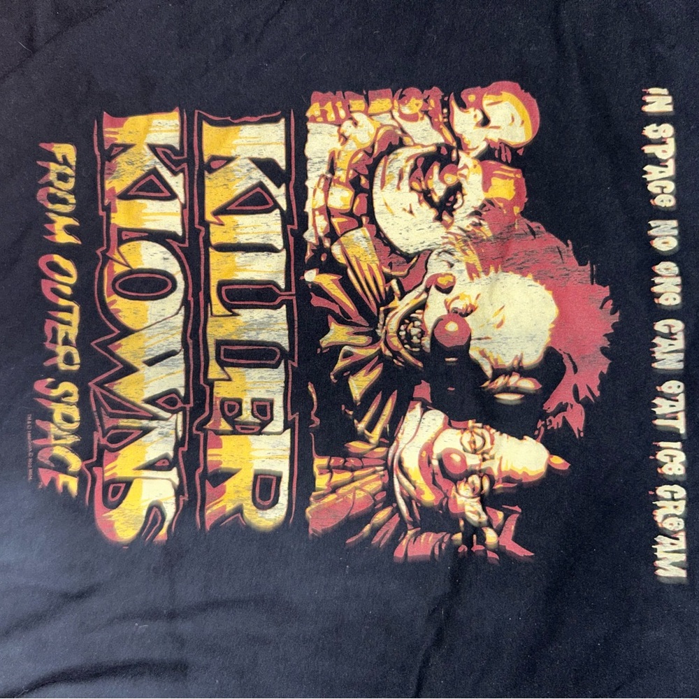 Killer Klowns  from outer space t-shirt